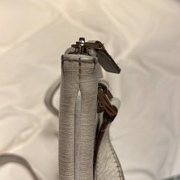 💯 Authentic GUCCI
White GG Coated Canvas Flat Messenger Bag Nautical ⚓️ - Picture 13 of 17